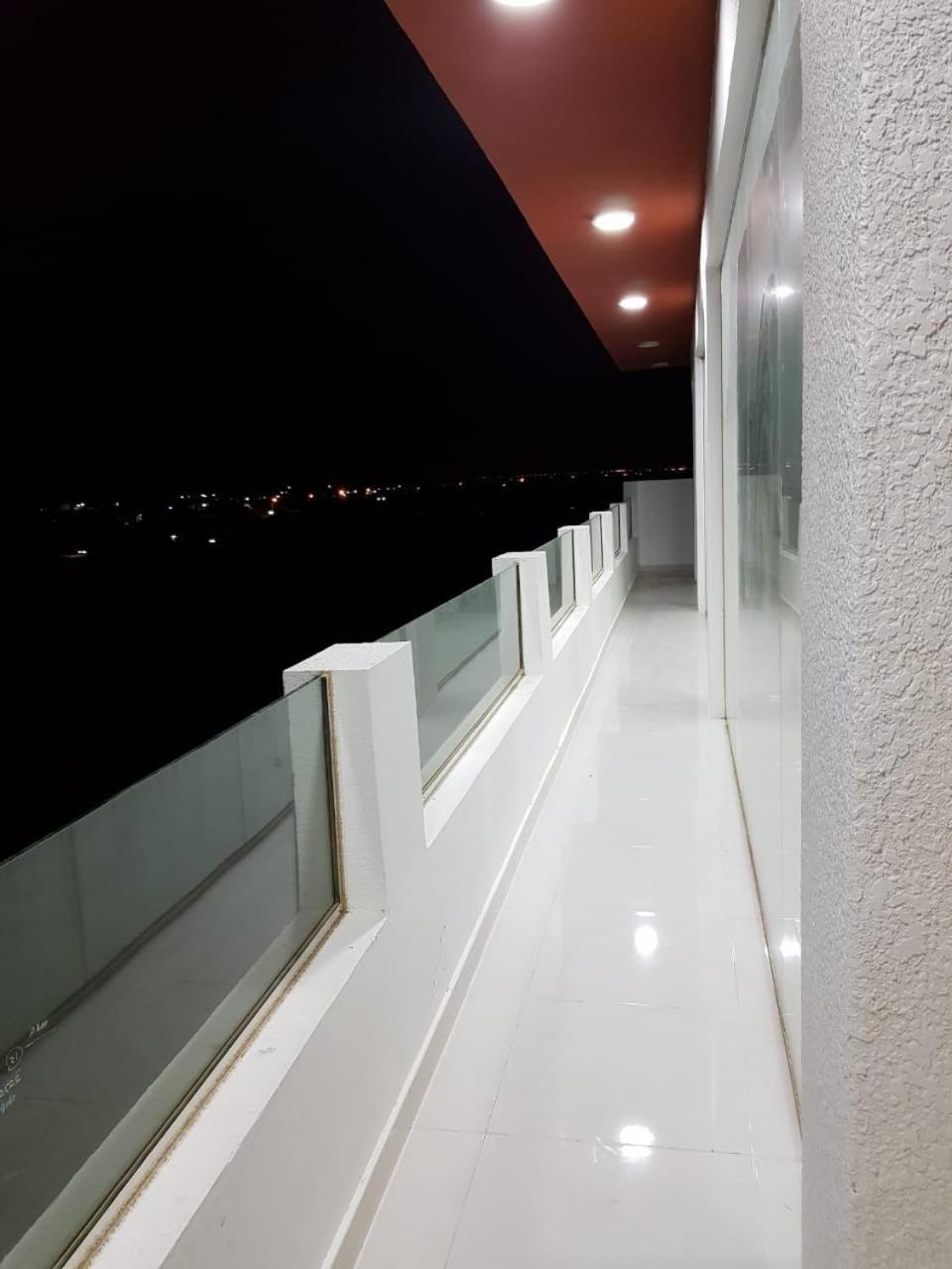 Home X4 Al Wāşil Eksteriør bilde